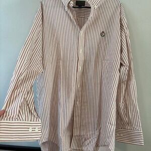 Large Chaps Ralph Lauren‎ Mens button-up shirt striped with embroidered
logo